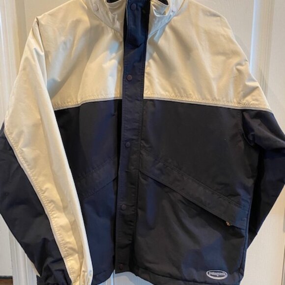 Winter Patagonia Shell Jacket - $35 - Picture 1 of 2